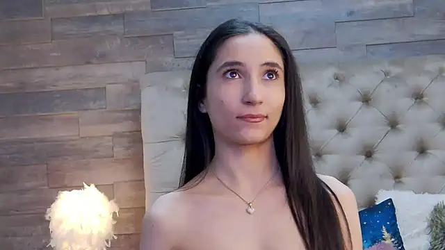 Snapshot of CarolinaBlair chatting on January 6, 2026, 8:18 am CarolinaBlair online show from January 6, 2026, 8:18 am