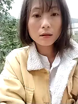 linda bae00 online show from December 14, 2025, 1:34 am