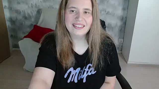 Snapshot of AdelinaLawson chatting on April 19, 2026, 7:20 am AdelinaLawson online show from April 19, 2026, 7:20 am