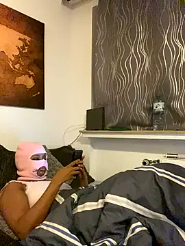 BadgirlnDaddy online show from November 3, 2025, 7:39 pm