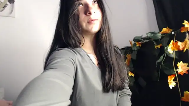   abrill   online show from October 16, 2025, 1:25 am