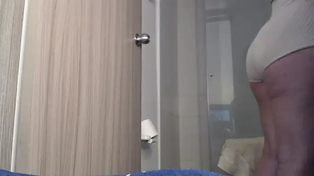 Snapshot of __abrill__ chatting on February 27, 2026, 9:14 pm abrill online show from February 27, 2026, 9:14 pm