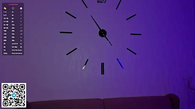 AlberthaEscue online show from November 5, 2025, 3:20 am