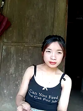 Snapshot of beobeo_2xx chatting on September 19, 2025, 4:05 am beobeo 2xx online show from September 19, 2025, 4:05 am