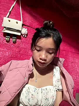 Snapshot of beobeo_2xx chatting on December 17, 2025, 3:33 am beobeo 2xx online show from December 17, 2025, 3:33 am