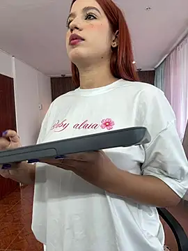 Snapshot of olivia_jass chatting on May 11, 2026, 4:26 pm olivia jass online show from May 11, 2026, 4:26 pm
