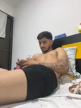 Snapshot of Nas-z09 chatting on September 11, 2025, 4:12 am Nas-z09 online show from September 11, 2025, 4:12 am