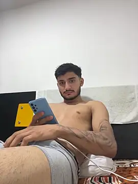 Snapshot of Nas-z09 chatting on September 15, 2025, 3:51 am Nas-z09 online show from September 15, 2025, 3:51 am