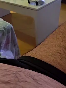 Snapshot of t-dog26 chatting on November 6, 2025, 5:11 am t-dog26 online show from November 6, 2025, 5:11 am