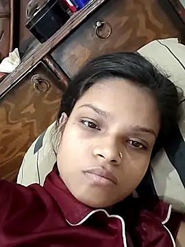 Komal0099 online show from October 16, 2025, 2:53 am