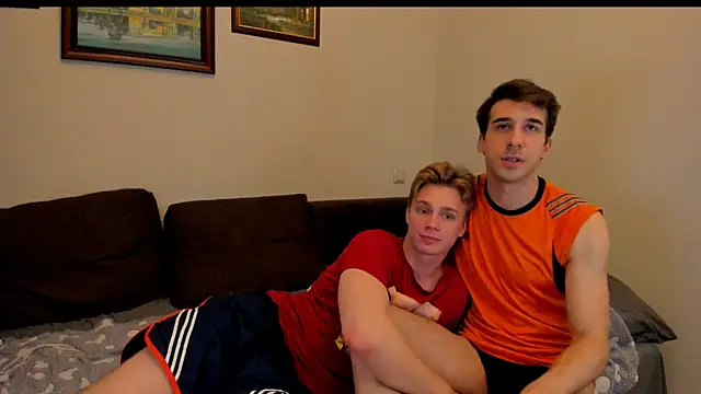 Snapshot of LawrenceMiles chatting on October 27, 2025, 8:32 pm LawrenceMiles online show from October 27, 2025, 8:32 pm