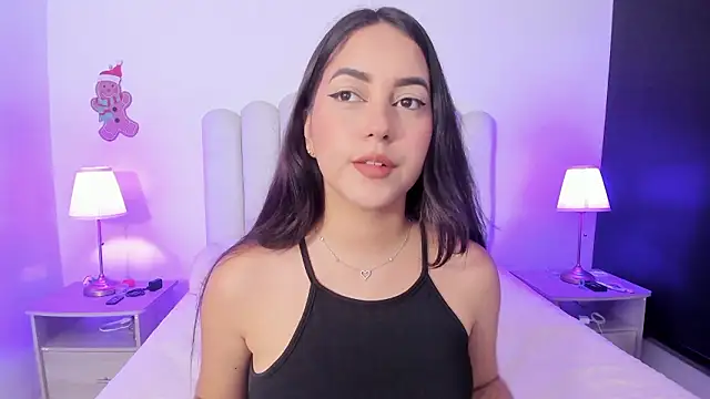 SofieBunnie online show from March 17, 2026, 12:13 am