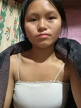 Snapshot of milo_bae chatting on February 8, 2026, 4:10 am milo bae online show from February 8, 2026, 4:10 am