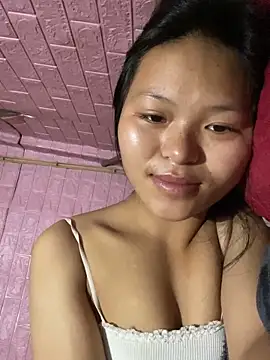 Snapshot of milo_bae chatting on February 27, 2026, 11:48 pm milo bae online show from February 27, 2026, 11:48 pm