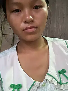 Snapshot of milo_bae chatting on July 12, 2026, 10:21 pm milo bae online show from July 12, 2026, 10:21 pm