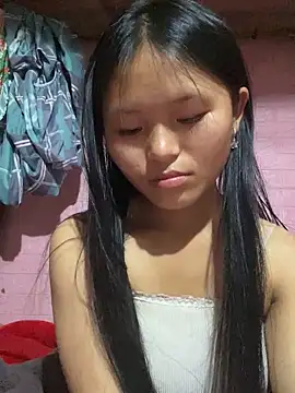 Snapshot of milo_bae chatting on February 16, 2026, 6:56 am milo bae online show from February 16, 2026, 6:56 am