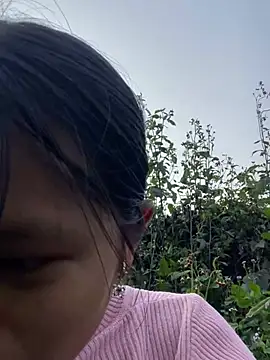 Snapshot of milo_bae chatting on January 12, 2026, 9:05 am milo bae online show from January 12, 2026, 9:05 am