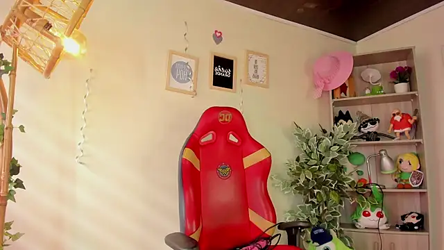 Snapshot of Lana_Dreams_ chatting on September 24, 2025, 12:55 pm Lana Dreams online show from September 24, 2025, 12:55 pm