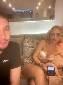 Snapshot of OfficalBigmac93 chatting on September 13, 2025, 5:57 pm OfficalBigmac93 online show from September 13, 2025, 5:57 pm