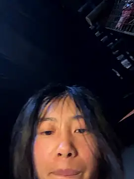 EmLy02 online show from January 9, 2026, 12:39 am