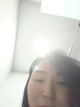 lingling5200 online show from October 21, 2025, 5:56 pm