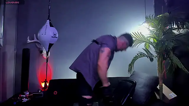 dennis cox1 online show from January 18, 2026, 6:06 am