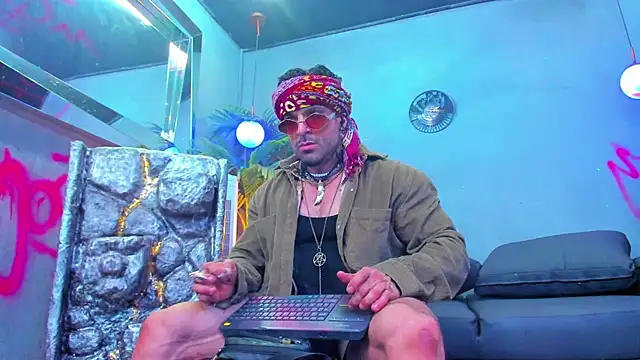 Snapshot of dennis_cox1 chatting on September 19, 2025, 2:48 am dennis cox1 online show from September 19, 2025, 2:48 am