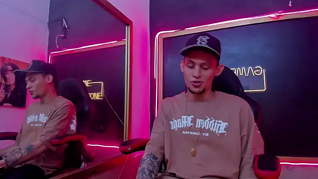 Snapshot of Asmodeo_24 chatting on October 9, 2025, 2:28 pm Asmodeo 24 online show from October 9, 2025, 2:28 pm