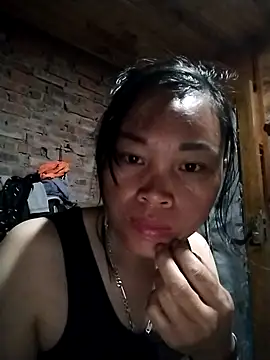   Ngoc20   online show from December 22, 2025, 3:28 am