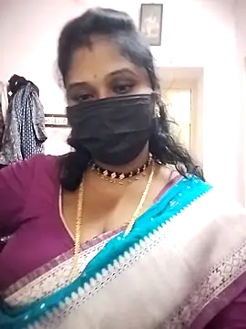 chaitara-reddy online show from November 6, 2025, 10:41 am