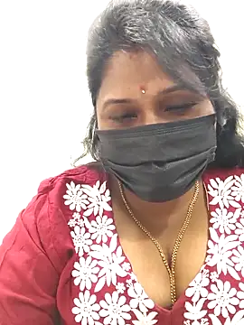 Snapshot of chaitara-reddy chatting on February 9, 2026, 7:39 am chaitara-reddy online show from February 9, 2026, 7:39 am