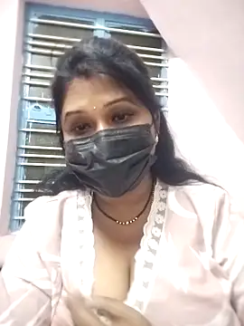 Snapshot of chaitara-reddy chatting on December 22, 2025, 4:40 pm chaitara-reddy online show from December 22, 2025, 4:40 pm