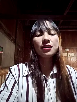 Mini3333 online show from October 25, 2025, 12:17 pm