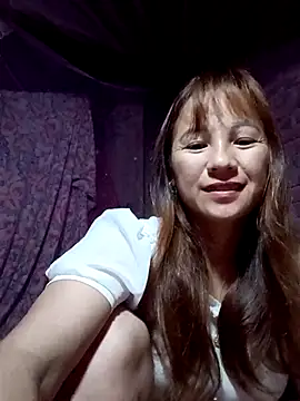 Snapshot of Mini3333 chatting on April 4, 2026, 10:16 pm Mini3333 online show from April 4, 2026, 10:16 pm