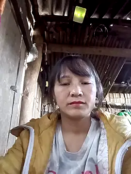 Mini3333 online show from November 22, 2025, 12:43 am