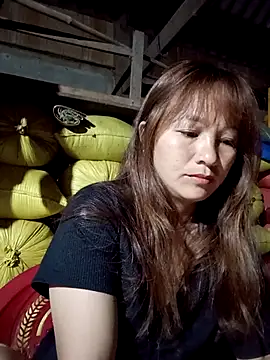 Snapshot of Mini3333 chatting on April 11, 2026, 9:40 pm Mini3333 online show from April 11, 2026, 9:40 pm