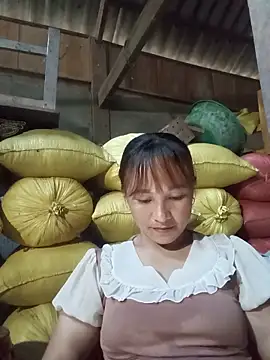 Snapshot of Mini3333 chatting on May 17, 2026, 10:48 am Mini3333 online show from May 17, 2026, 10:48 am