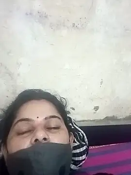 JULEE-740 online show from September 27, 2025, 5:30 pm