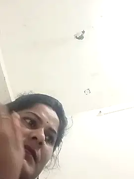 JULEE-740 online show from October 4, 2025, 12:01 am