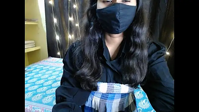 Vanya 7 online show from November 11, 2025, 4:35 pm