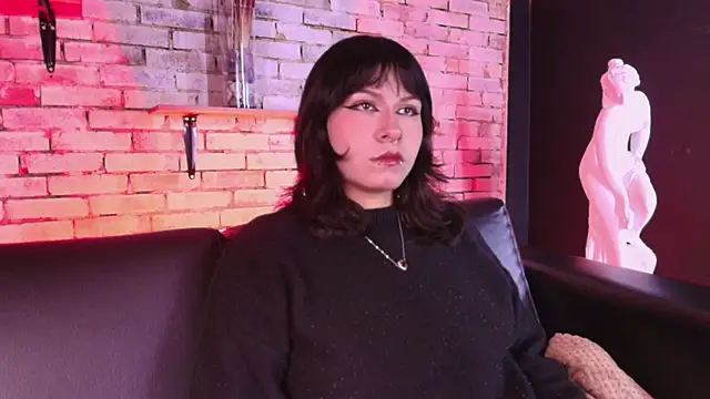 kitty malach online show from February 14, 2026, 3:29 am