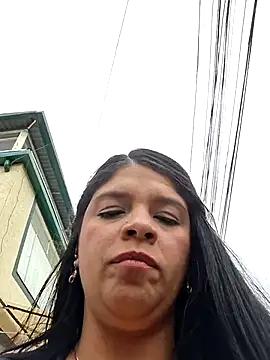 Eiimy pretty online show from November 13, 2025, 8:13 pm