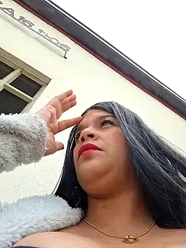 Eiimy pretty online show from September 30, 2025, 7:09 pm