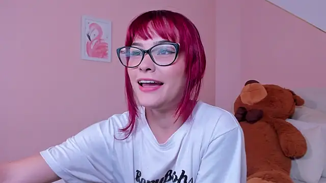 mae lyra online show from October 30, 2025, 11:19 am