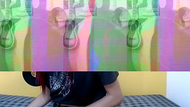 Snapshot of skinnyverus18 chatting on April 12, 2026, 7:39 pm skinnyverus18 online show from April 12, 2026, 7:39 pm
