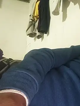 Snapshot of tupha232 chatting on February 21, 2026, 5:37 pm tupha232 online show from February 21, 2026, 5:37 pm