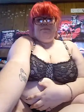 GoddessDess online show from April 19, 2026, 9:39 pm