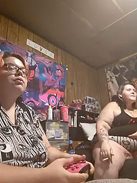 Snapshot of GoddessDess chatting on July 11, 2026, 12:44 am GoddessDess online show from July 11, 2026, 12:44 am