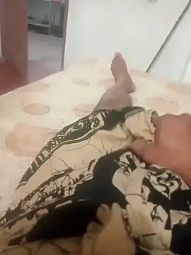 Snapshot of Suranga-55 chatting on September 17, 2025, 4:53 pm Suranga-55 online show from September 17, 2025, 4:53 pm