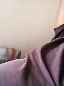 Snapshot of Suranga-55 chatting on December 21, 2025, 9:22 am Suranga-55 online show from December 21, 2025, 9:22 am